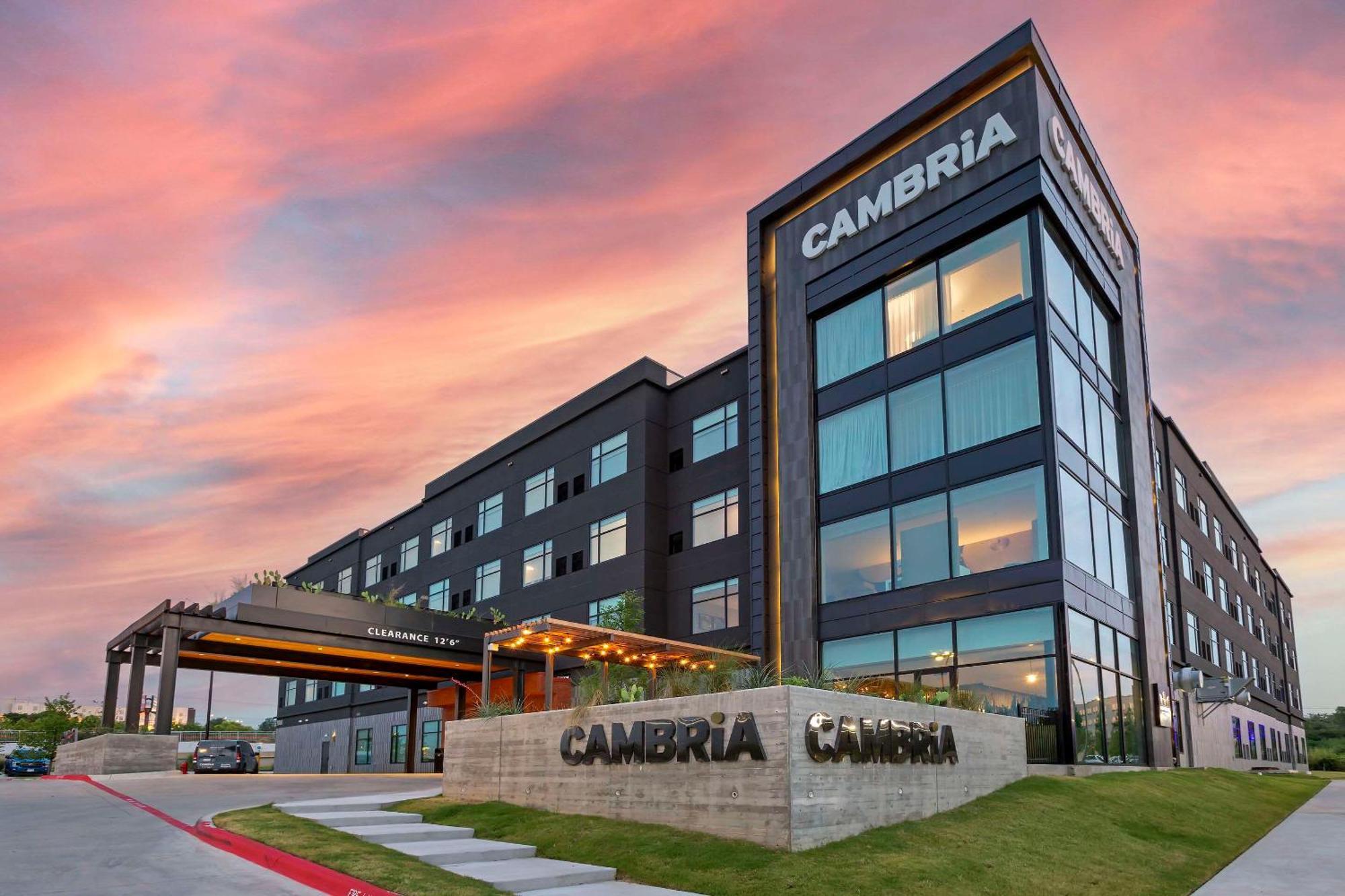 Cambria Hotel Austin Airport المظهر الخارجي الصورة